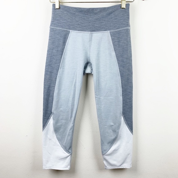 Athleta Pants - Athleta Crop Legging